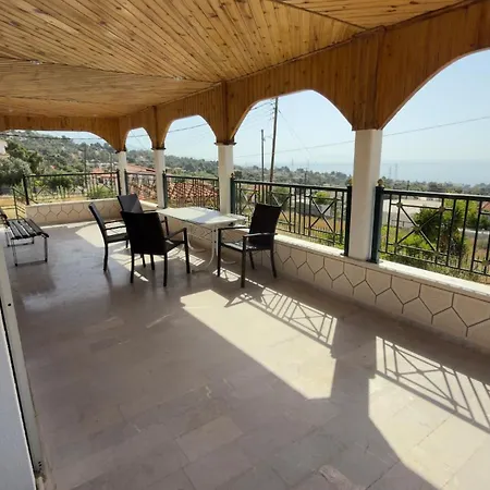 Quiet Summer&winter Escape Near Athens *