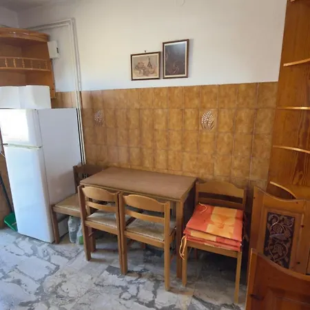 Quiet Summer&winter Escape Near Athens